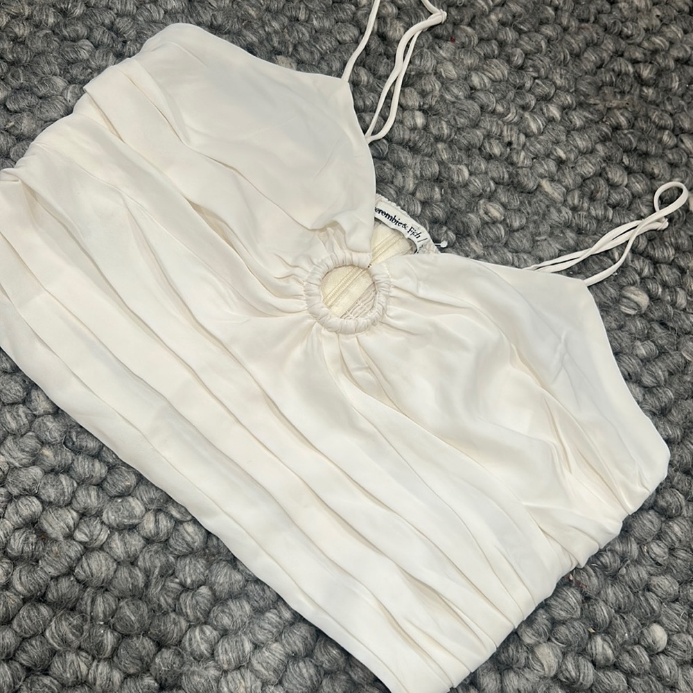 NWT ABERCROMBIE White Light‎ Flowy Top